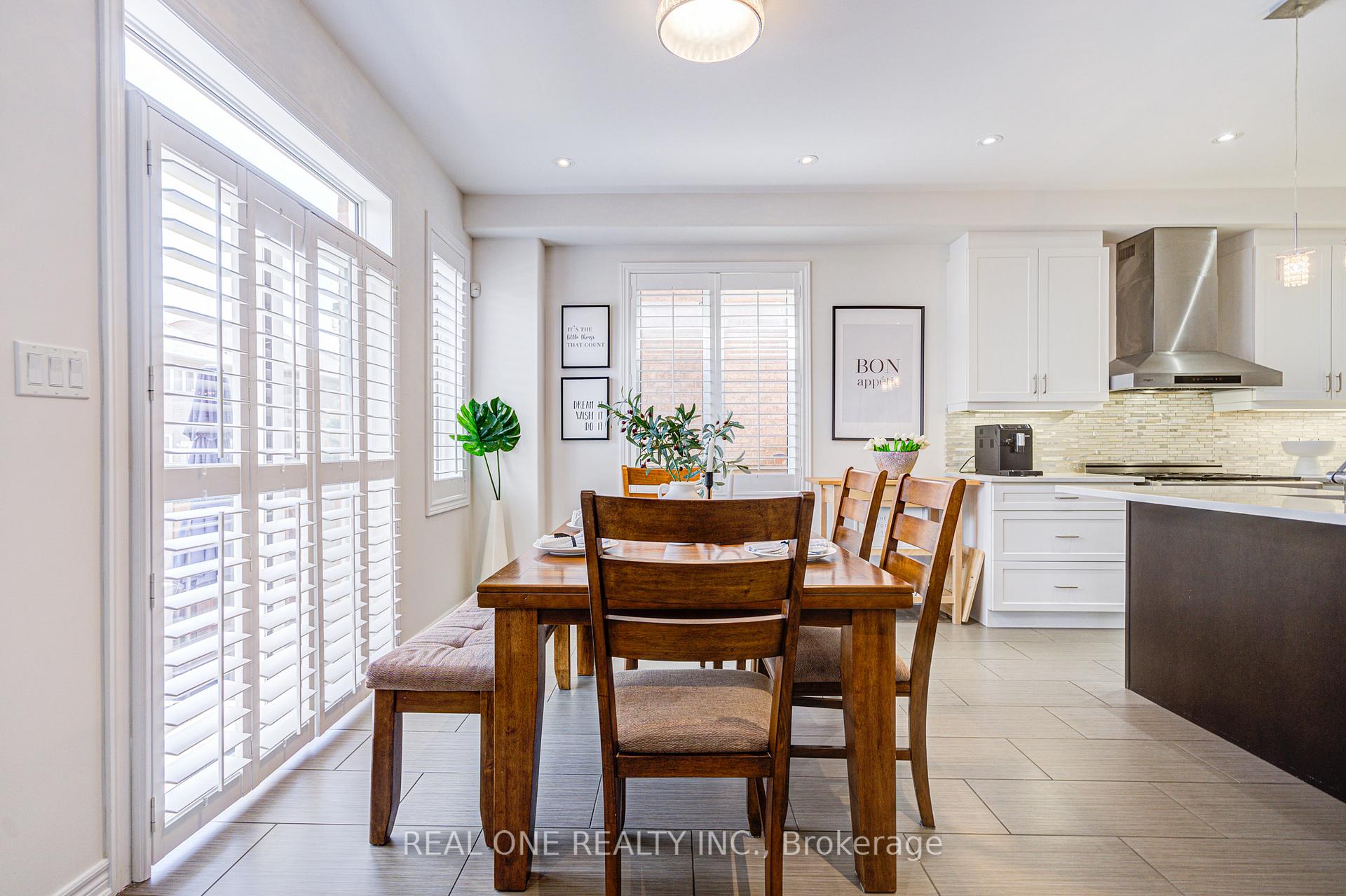 Photo 22 of 248 Raymond Road, Hamilton, Meadowlands — HOMEH