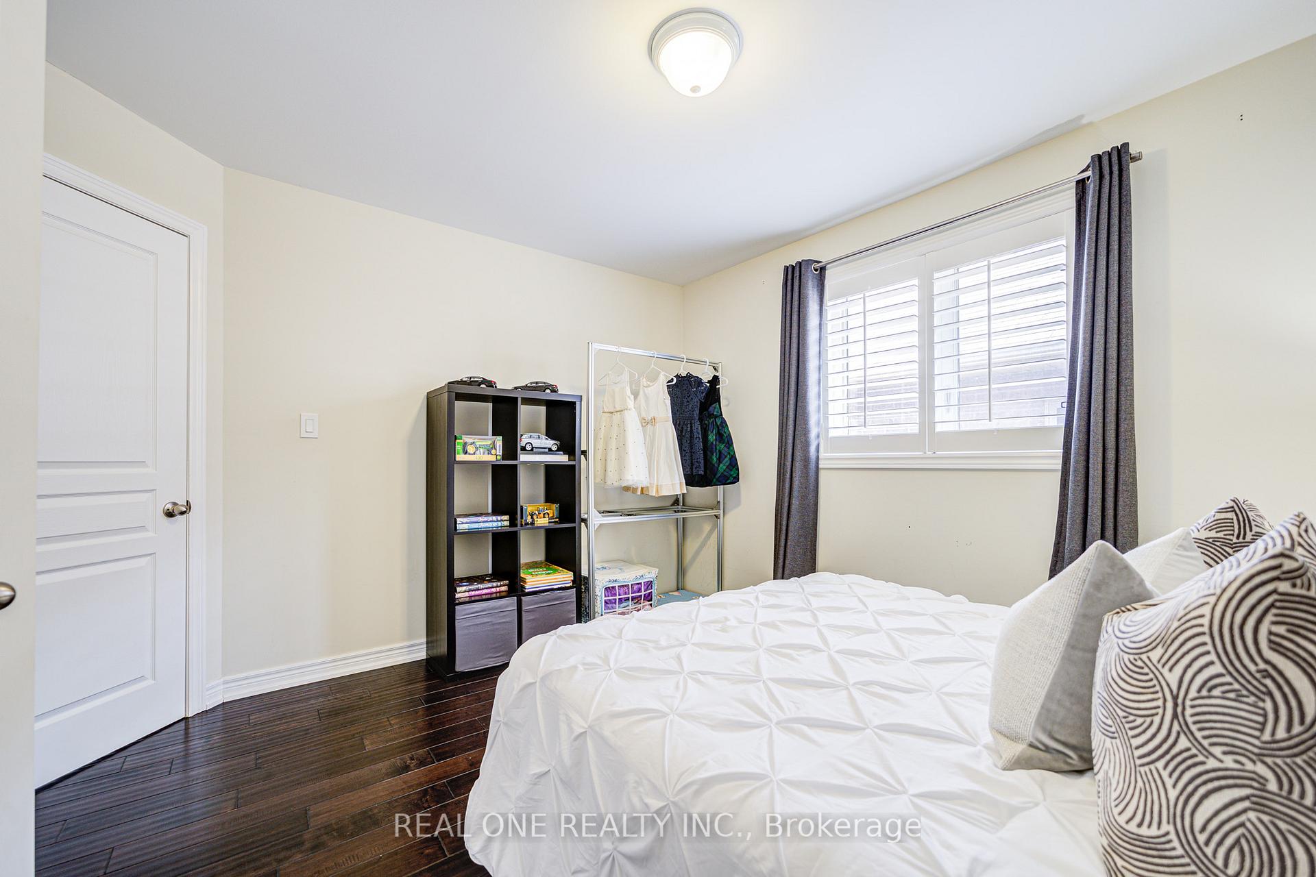 Photo 32 of 248 Raymond Road, Hamilton, Meadowlands — HOMEH