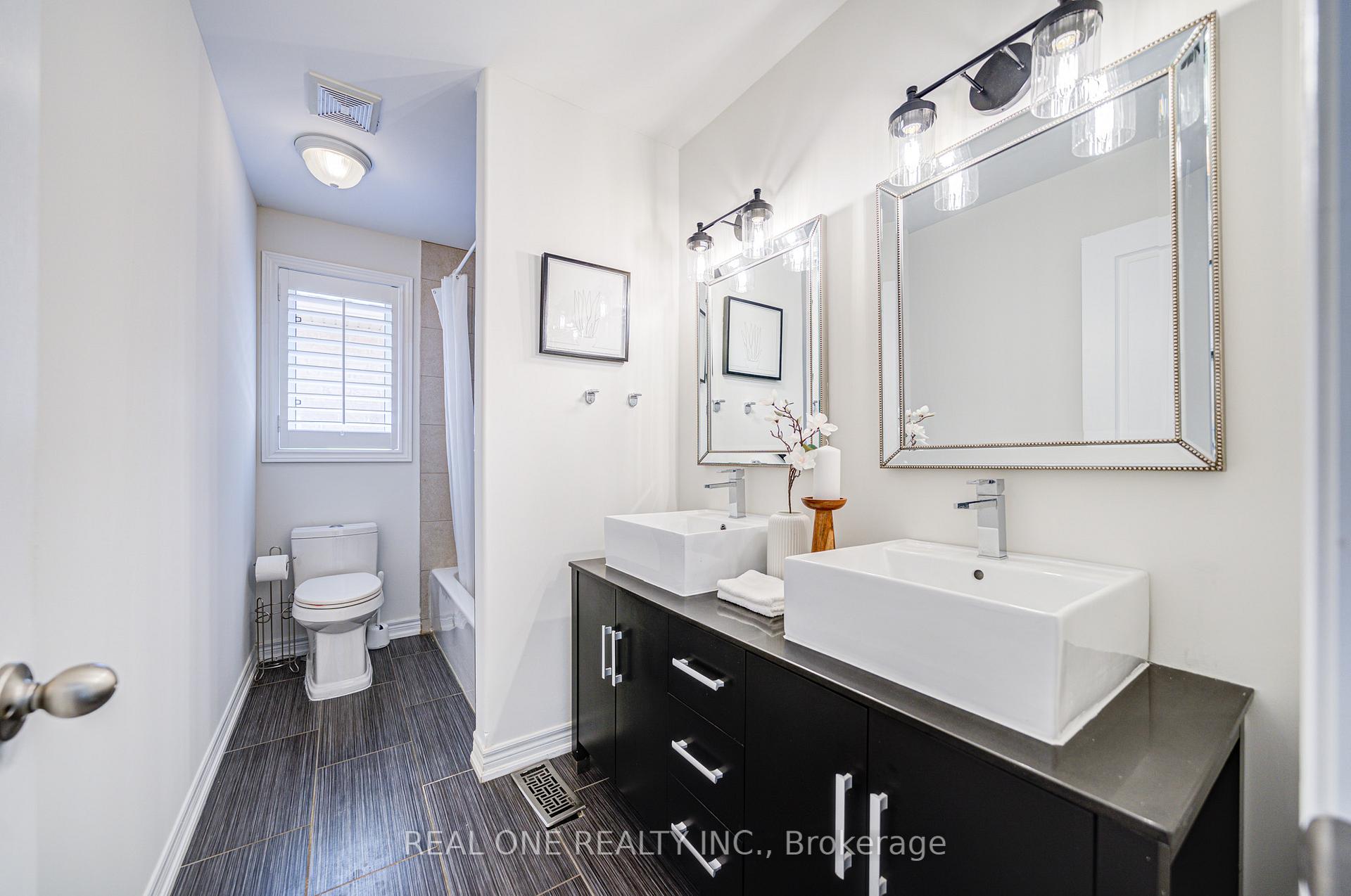 Photo 35 of 248 Raymond Road, Hamilton, Meadowlands — HOMEH