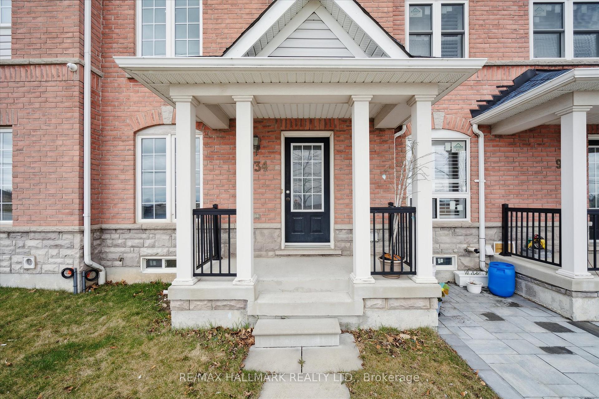 Photo 4 of 934 Audley Road N, Ajax, Central East — HOMEH