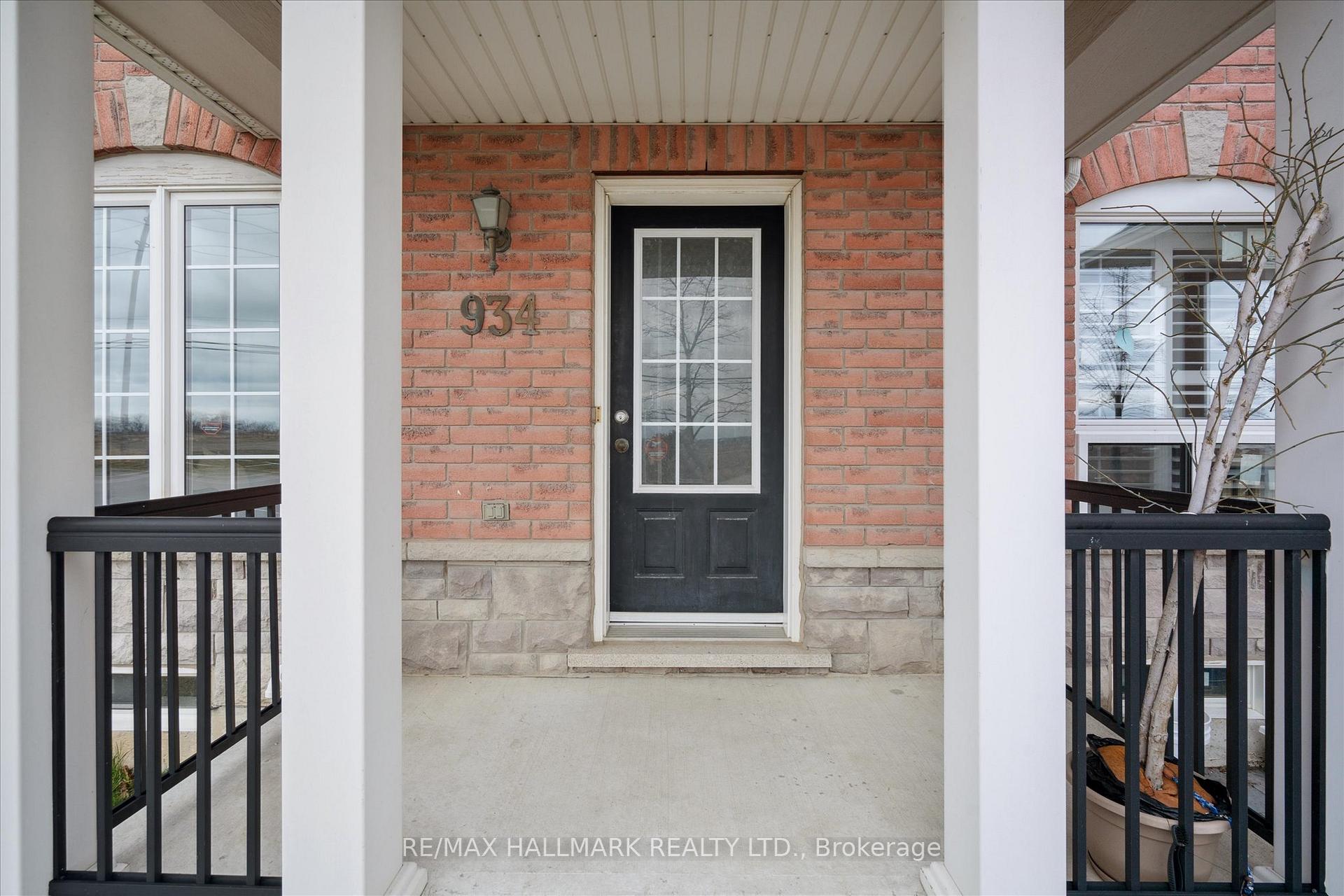 Photo 21 of 934 Audley Road N, Ajax, Central East — HOMEH
