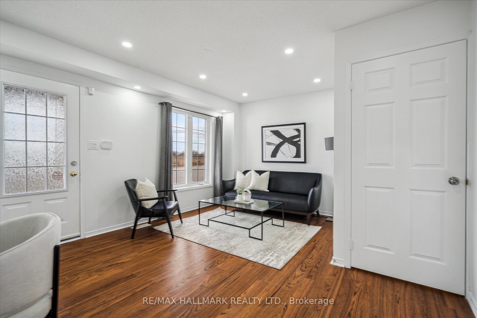 Photo 13 of 934 Audley Road N, Ajax, Central East — HOMEH