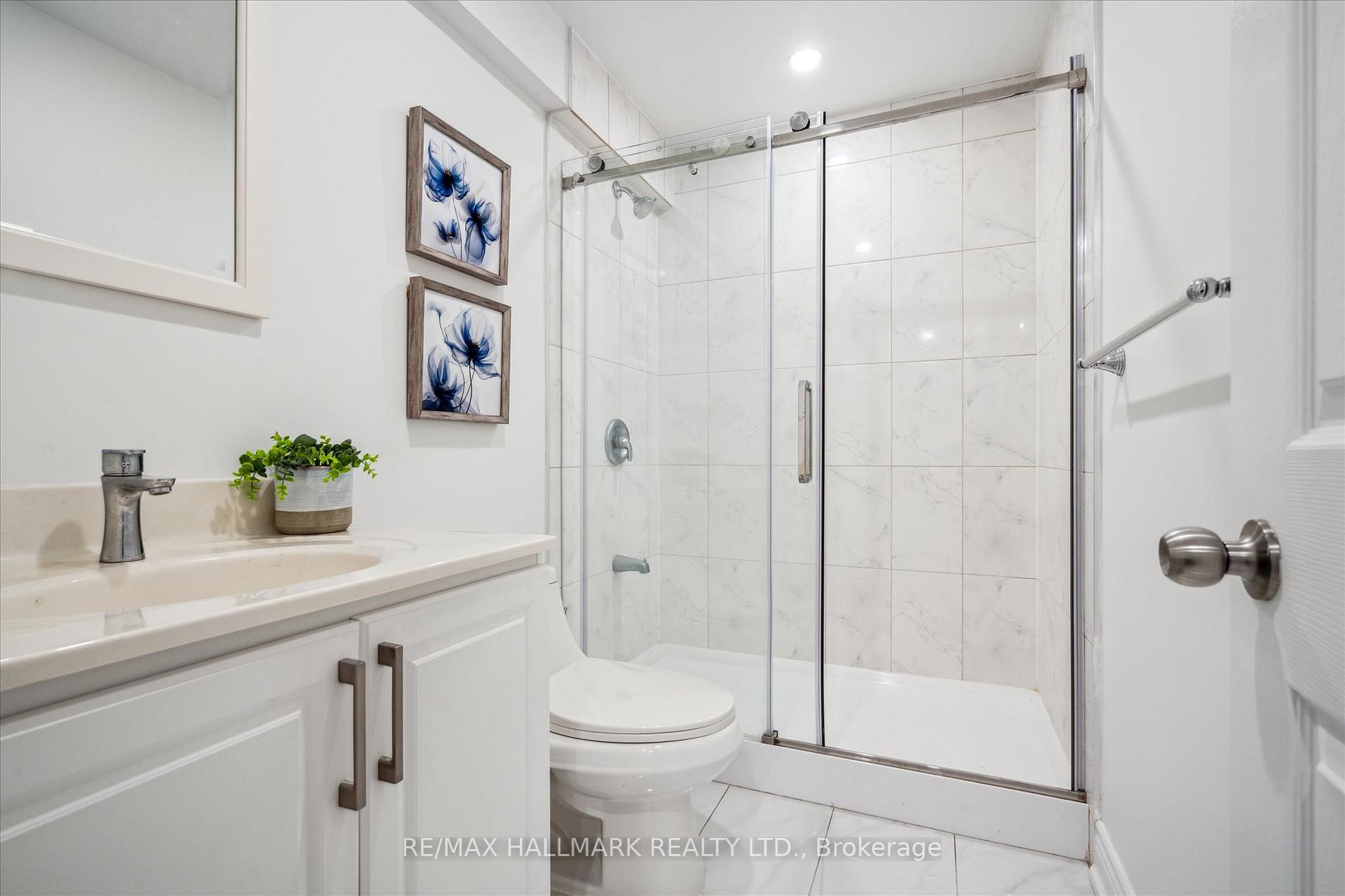 Photo 6 of 934 Audley Road N, Ajax, Central East — HOMEH
