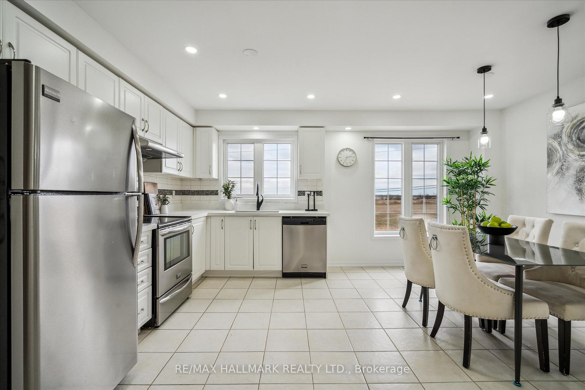 Photo 34 of 934 Audley Road N, Ajax, Central East — HOMEH