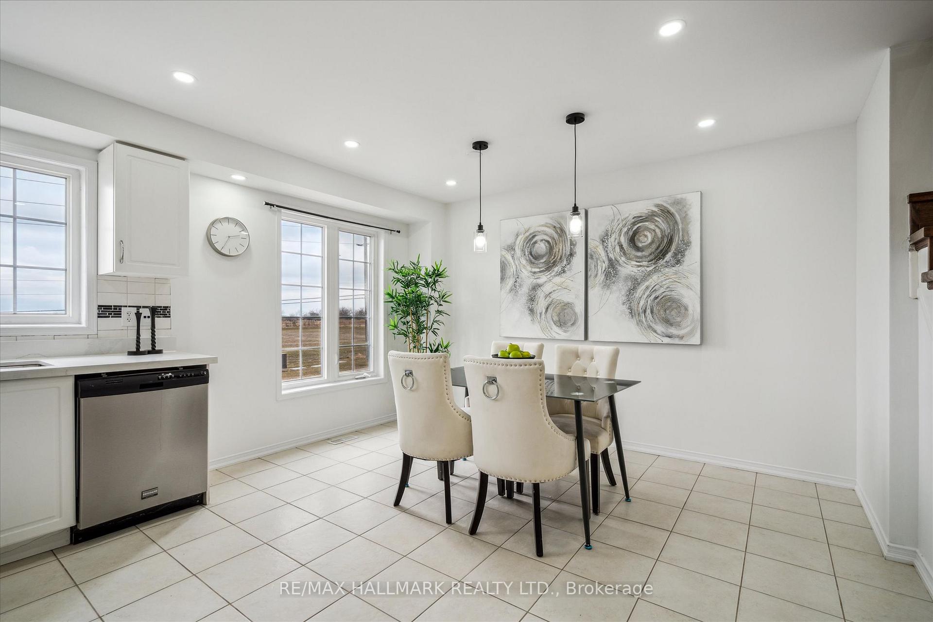 Photo 24 of 934 Audley Road N, Ajax, Central East — HOMEH