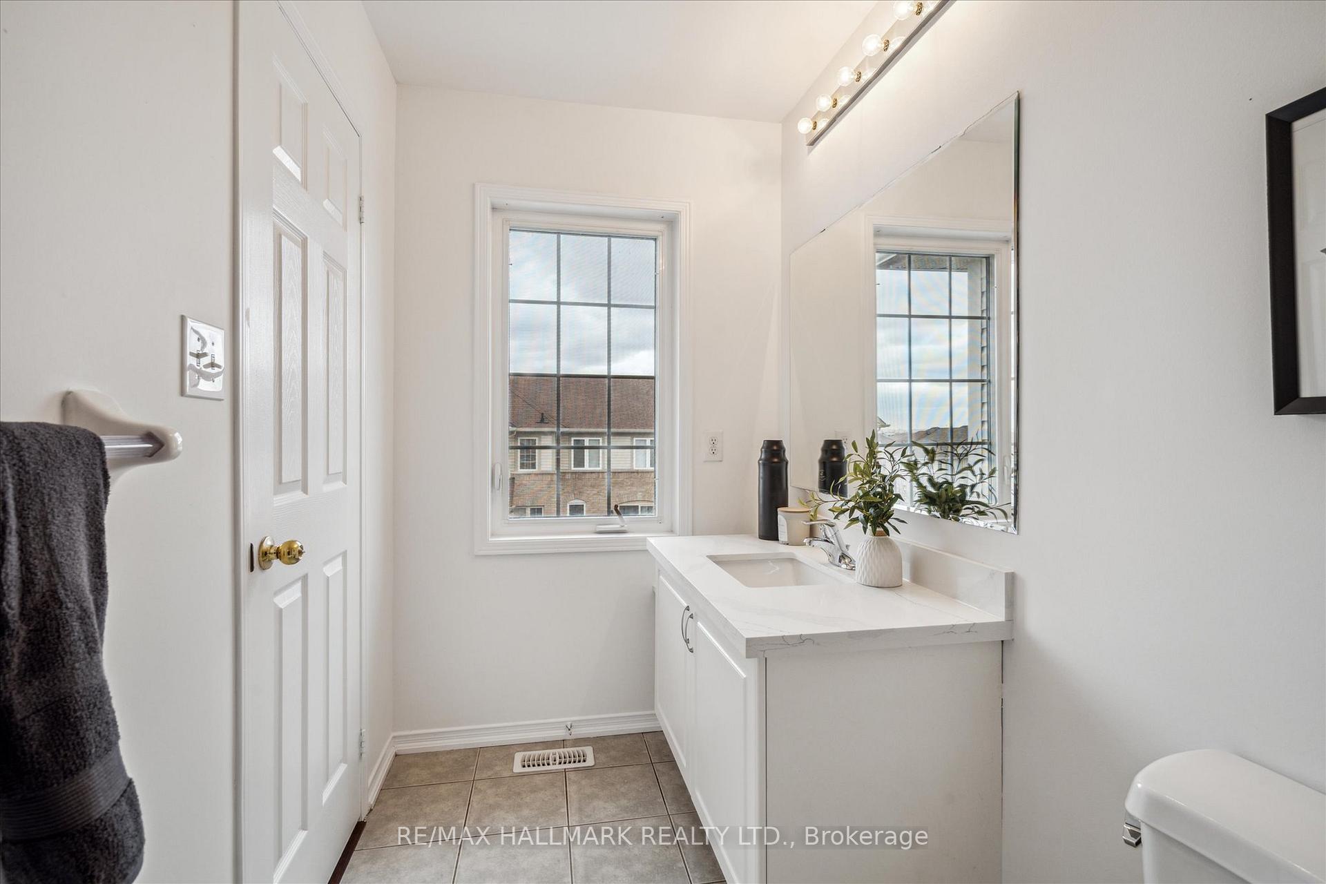 Photo 44 of 934 Audley Road N, Ajax, Central East — HOMEH