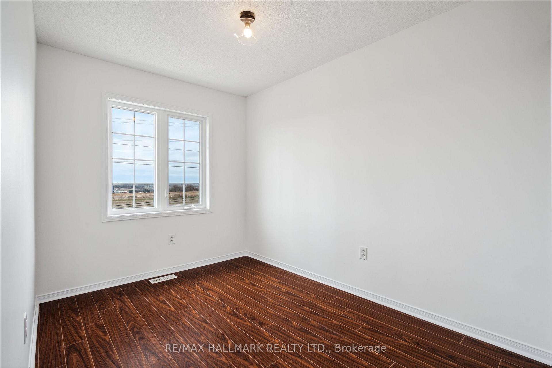 Photo 33 of 934 Audley Road N, Ajax, Central East — HOMEH