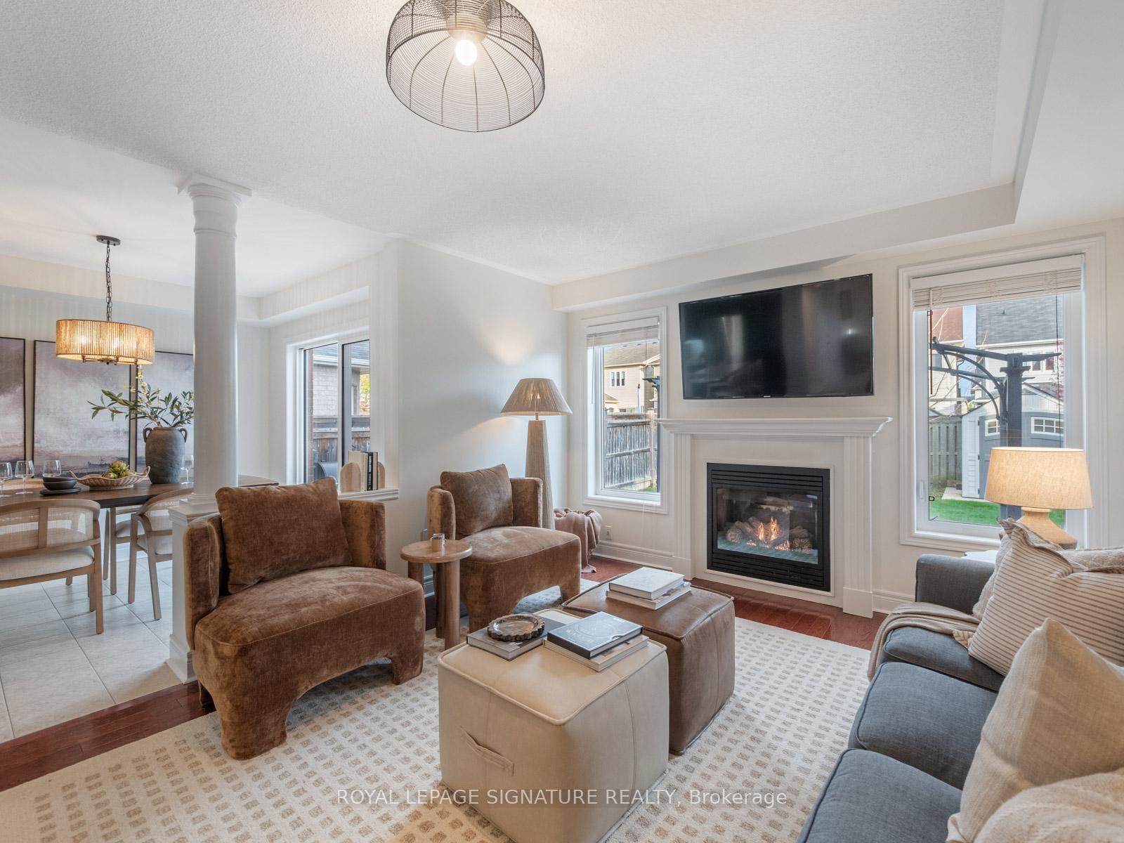 Photo 12 of 37 Dewell Crescent, Clarington, Courtice — HOMEH