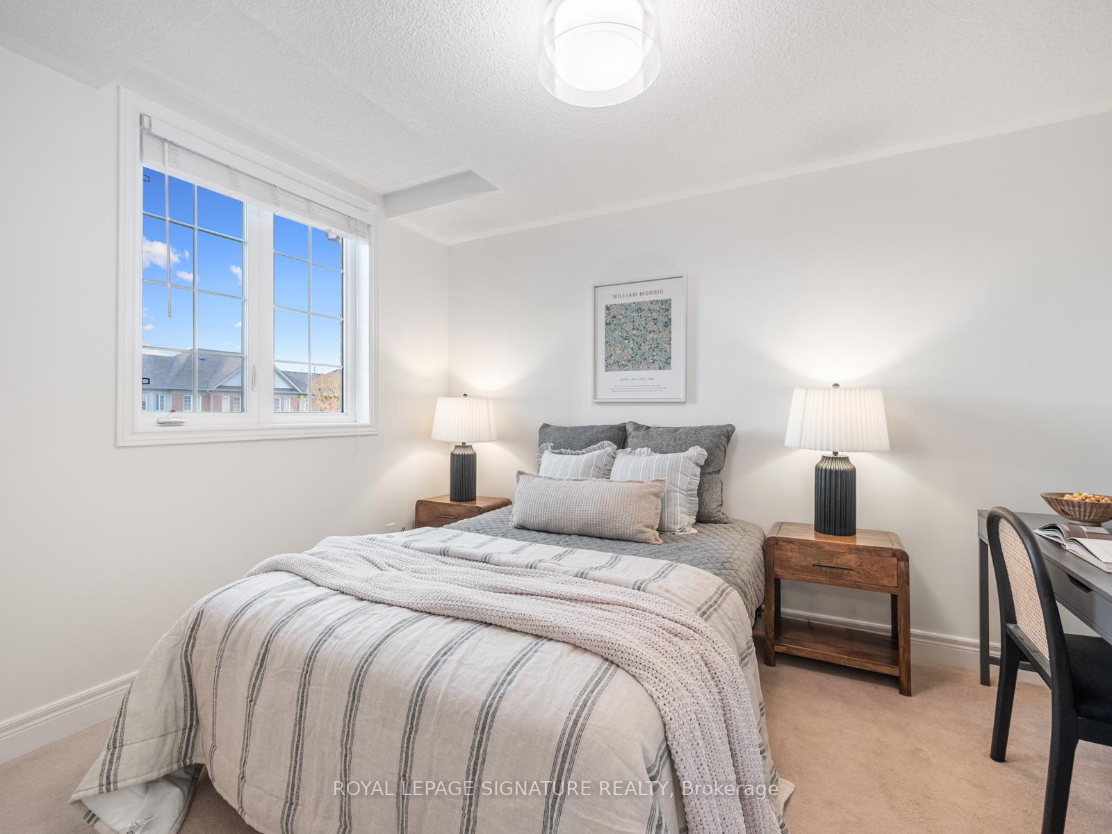 Photo 21 of 37 Dewell Crescent, Clarington, Courtice — HOMEH