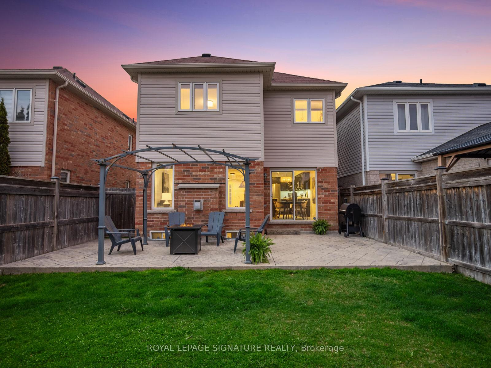 Photo 34 of 37 Dewell Crescent, Clarington, Courtice — HOMEH