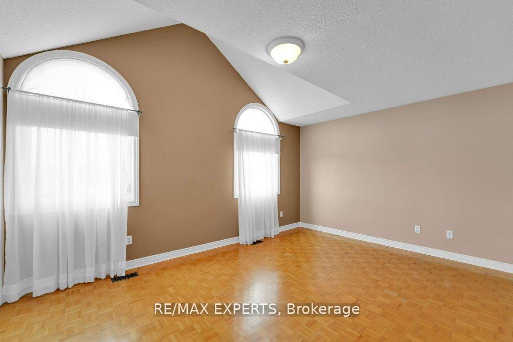 Photo 28 of 103 Fountainbridge Drive, Caledon, Bolton East — HOMEH