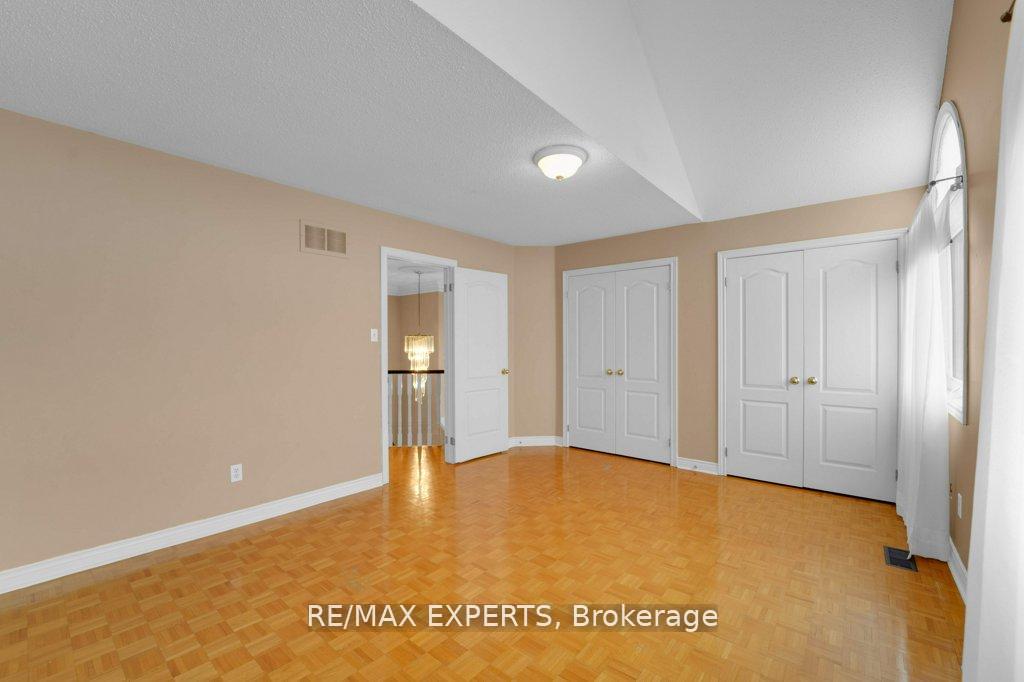 Photo 45 of 103 Fountainbridge Drive, Caledon, Bolton East — HOMEH