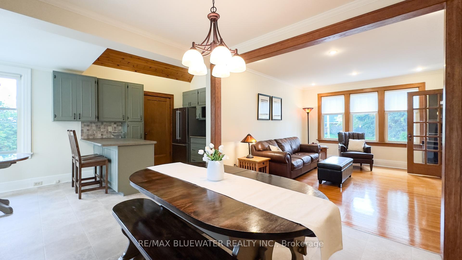 Photo 16 of 27 Victoria Street E, South Huron, Exeter — HOMEH