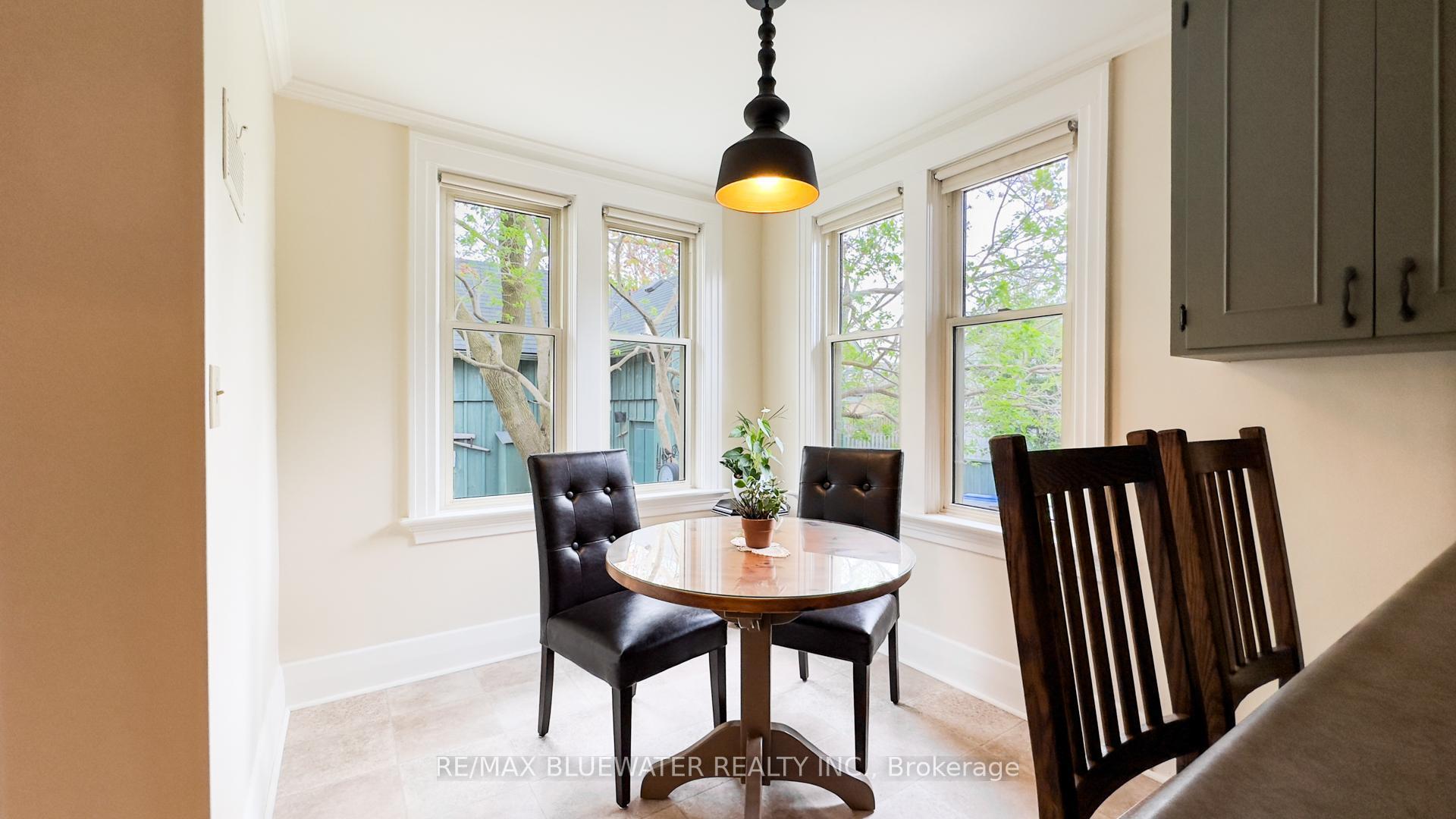 Photo 5 of 27 Victoria Street E, South Huron, Exeter — HOMEH