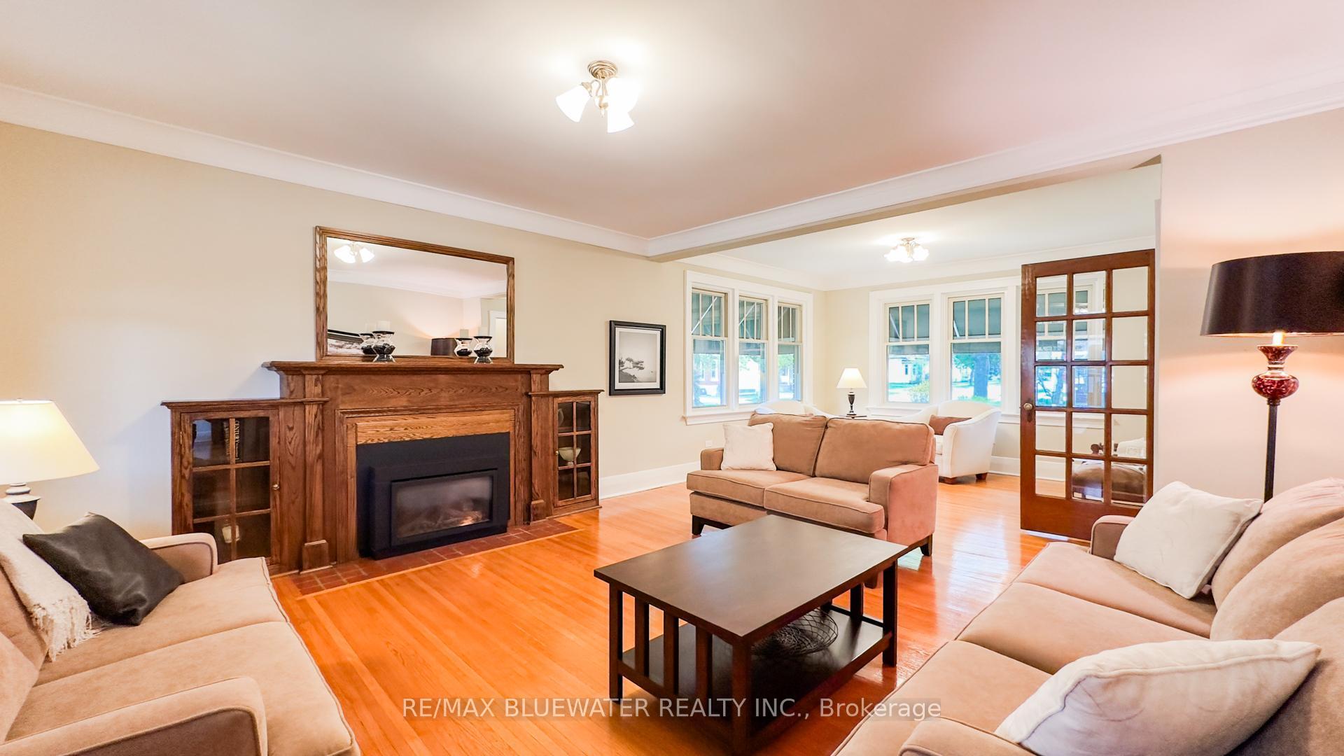 Photo 12 of 27 Victoria Street E, South Huron, Exeter — HOMEH