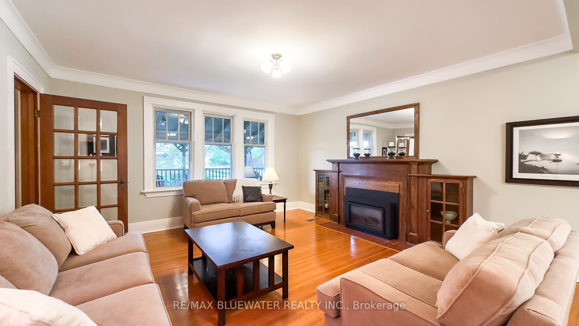 Photo 10 of 27 Victoria Street E, South Huron, Exeter — HOMEH