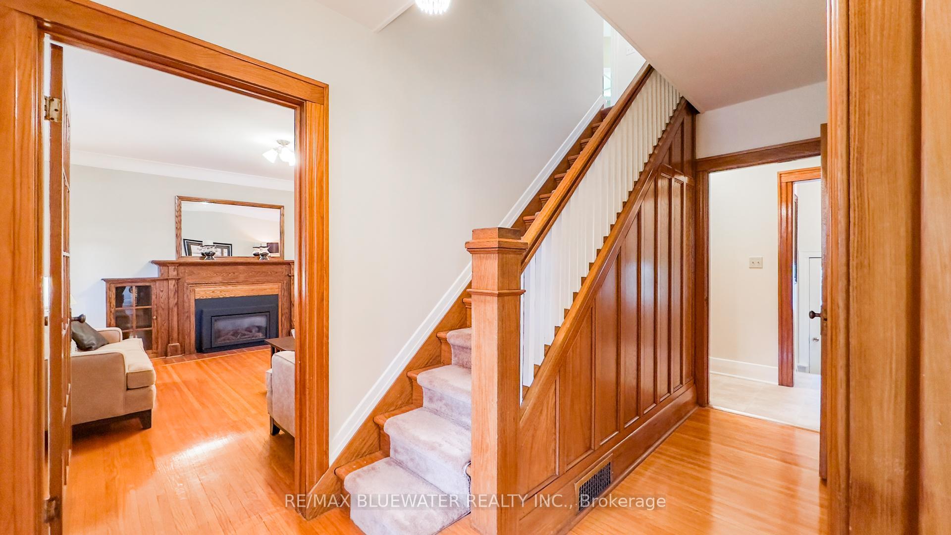 Photo 17 of 27 Victoria Street E, South Huron, Exeter — HOMEH
