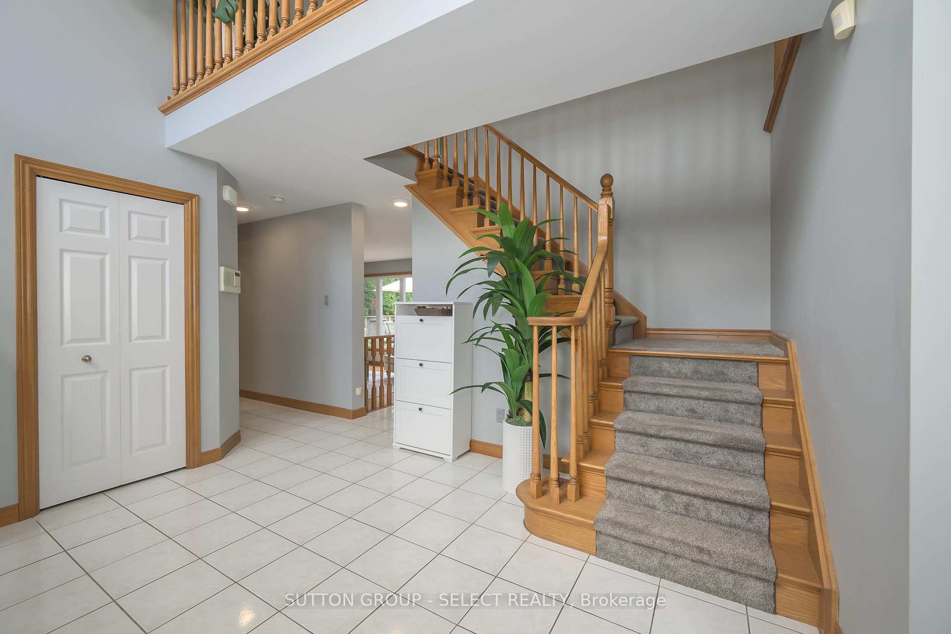 Photo 3 of 67 Thames Street, Middlesex Centre, Delaware Town — HOMEH