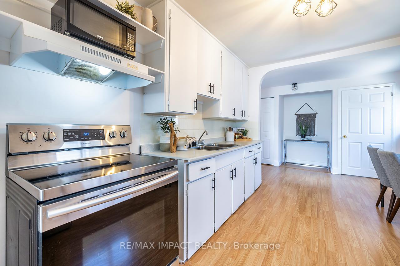 Photo 7 of 211 James Street, Oshawa, Central — HOMEH