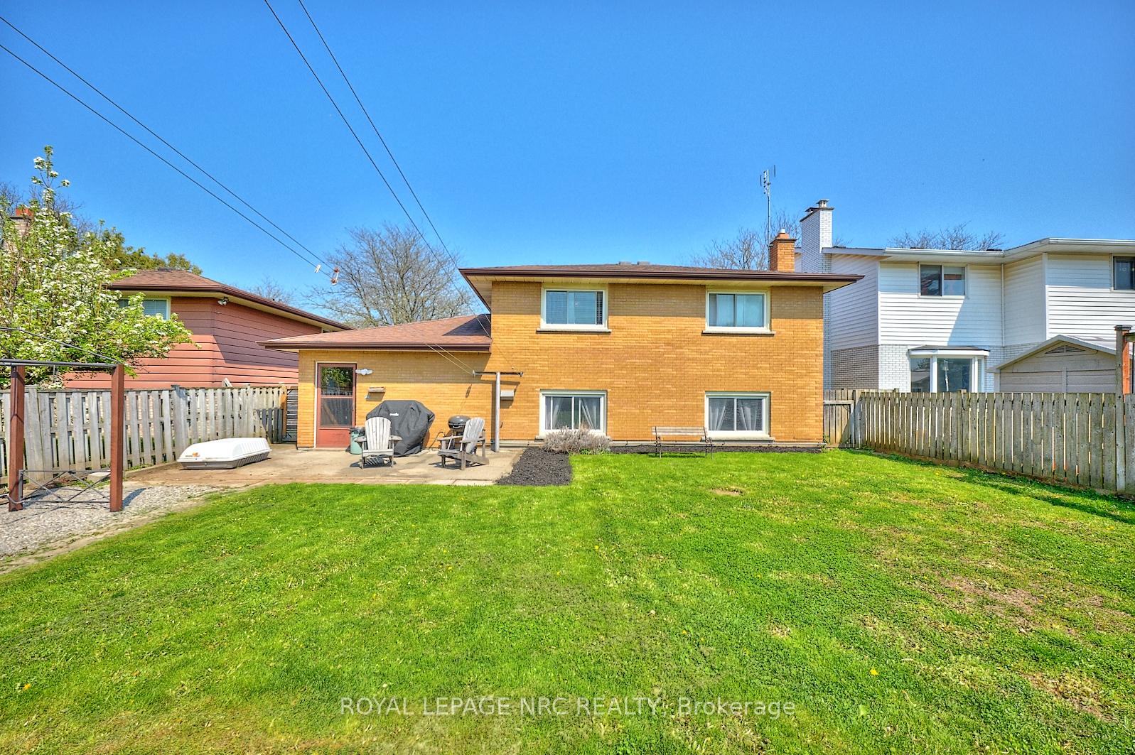 Photo 2 of 5995 Eldorado Avenue, Niagara Falls, West Wood — HOMEH