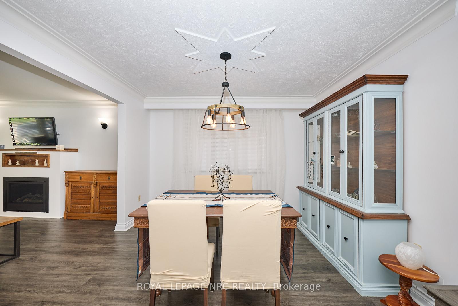 Photo 4 of 5995 Eldorado Avenue, Niagara Falls, West Wood — HOMEH