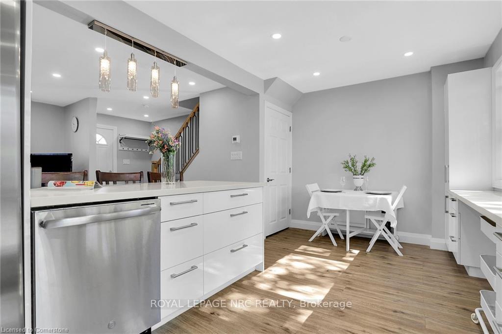 Photo 7 of 385 East 23rd Street, Hamilton, Burkholme — HOMEH