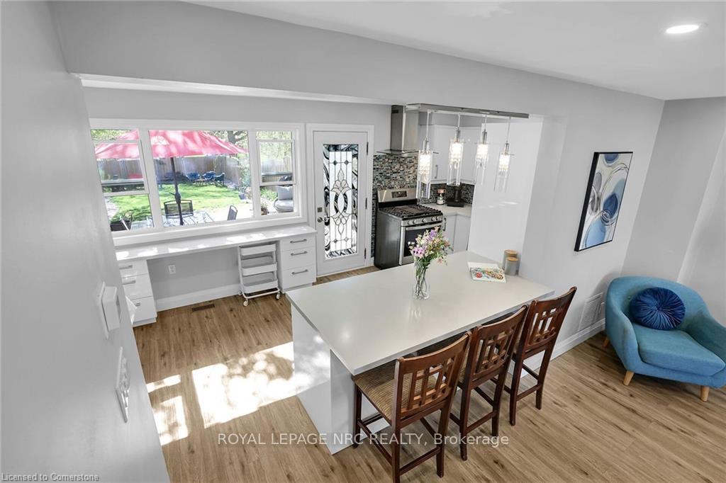 Photo 11 of 385 East 23rd Street, Hamilton, Burkholme — HOMEH