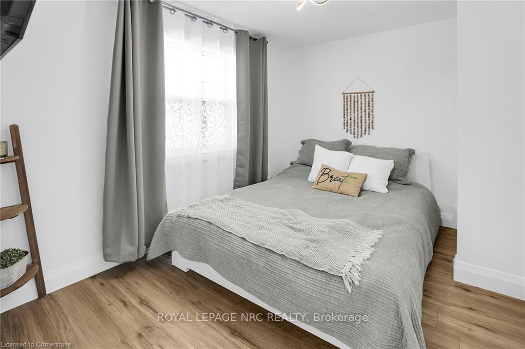Photo 13 of 385 East 23rd Street, Hamilton, Burkholme — HOMEH