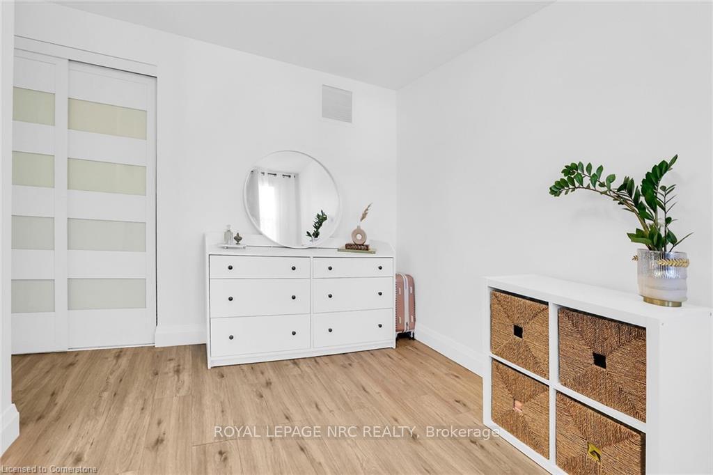 Photo 9 of 385 East 23rd Street, Hamilton, Burkholme — HOMEH
