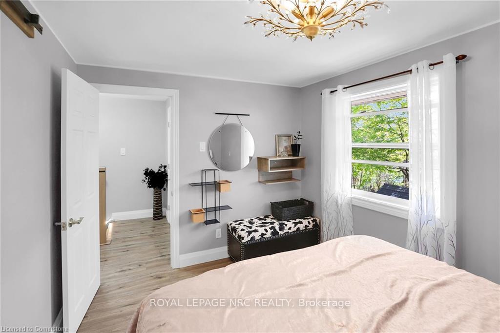 Photo 26 of 385 East 23rd Street, Hamilton, Burkholme — HOMEH