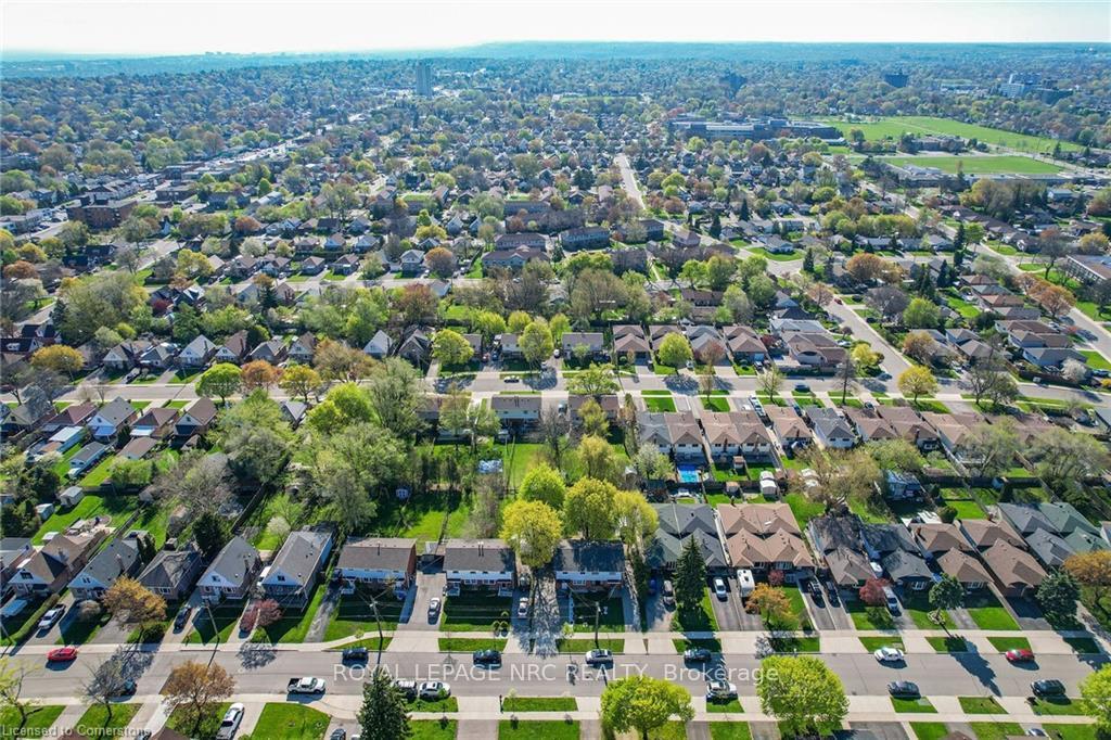 Photo 45 of 385 East 23rd Street, Hamilton, Burkholme — HOMEH
