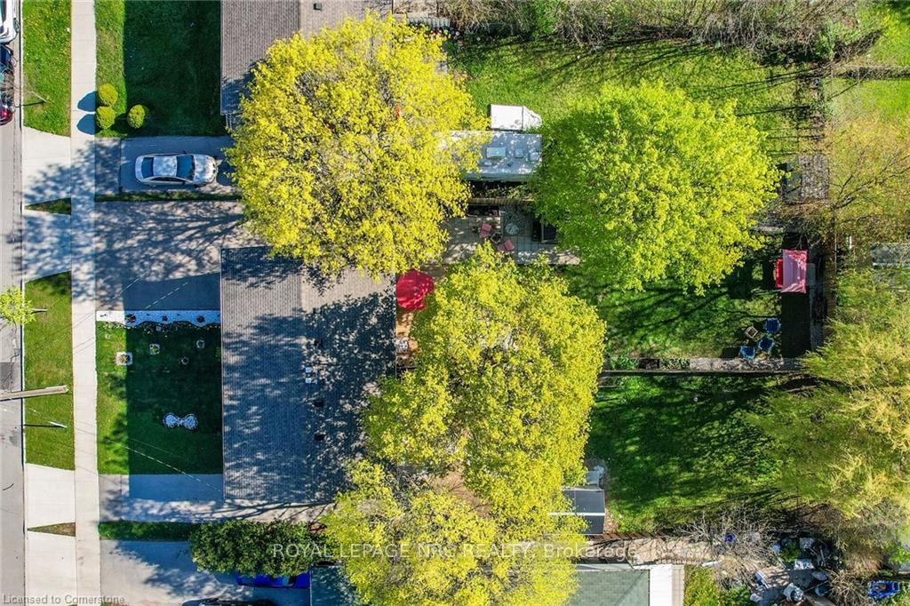 Photo 39 of 385 East 23rd Street, Hamilton, Burkholme — HOMEH