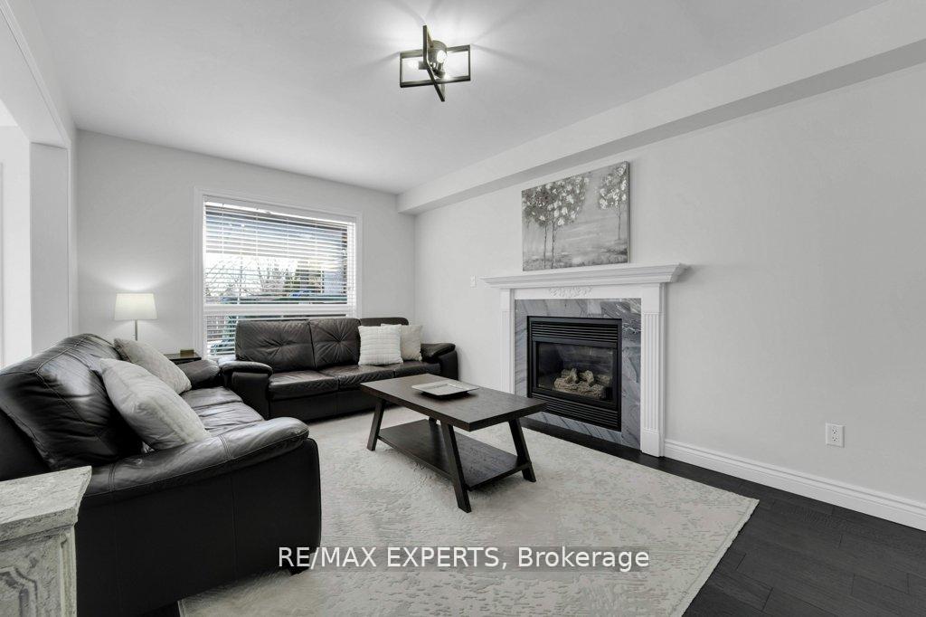 Photo 11 of 10 Esposito Drive, Caledon, Bolton East — HOMEH