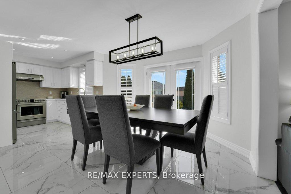 Photo 14 of 10 Esposito Drive, Caledon, Bolton East — HOMEH