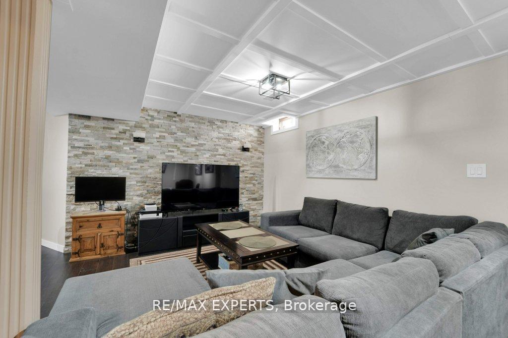 Photo 31 of 10 Esposito Drive, Caledon, Bolton East — HOMEH