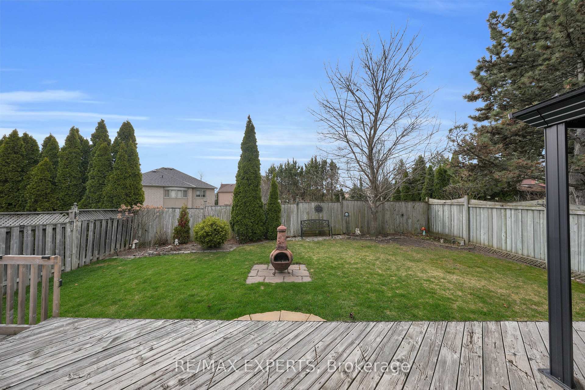 Photo 43 of 10 Esposito Drive, Caledon, Bolton East — HOMEH