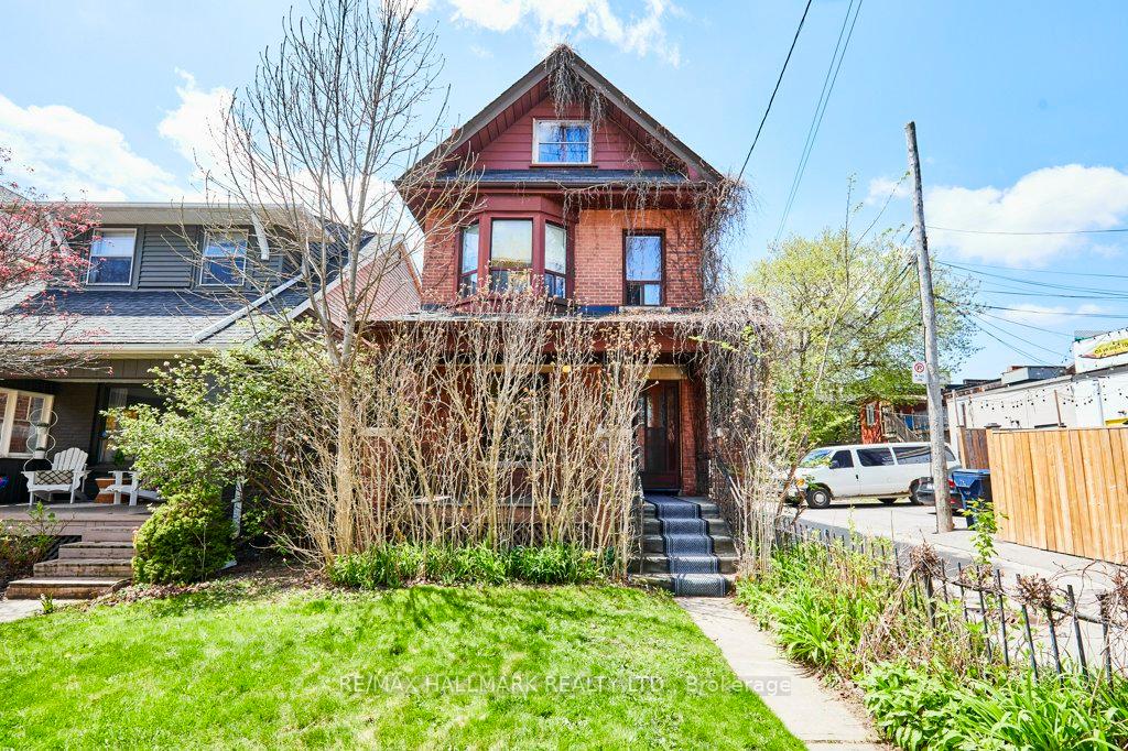 Photo 1 of 116 Hiawatha Road, Toronto, Greenwood-Coxwell — HOMEH