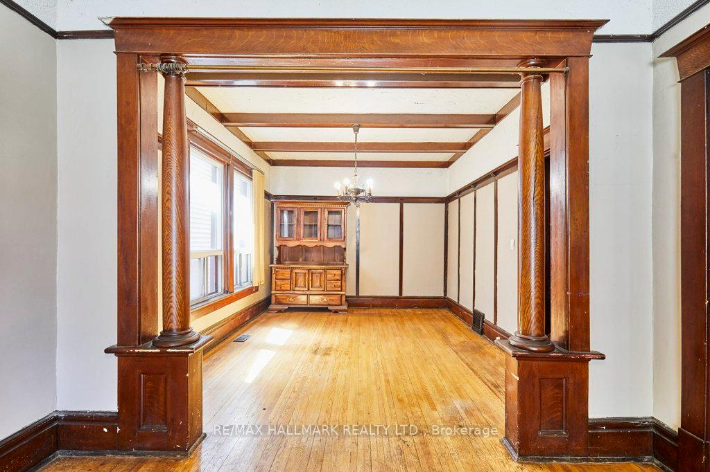 Photo 12 of 116 Hiawatha Road, Toronto, Greenwood-Coxwell — HOMEH
