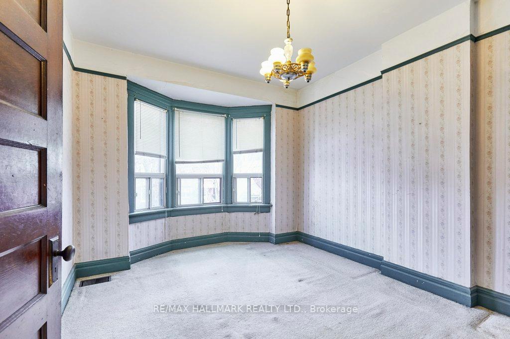 Photo 26 of 116 Hiawatha Road, Toronto, Greenwood-Coxwell — HOMEH