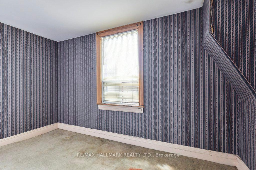 Photo 25 of 116 Hiawatha Road, Toronto, Greenwood-Coxwell — HOMEH