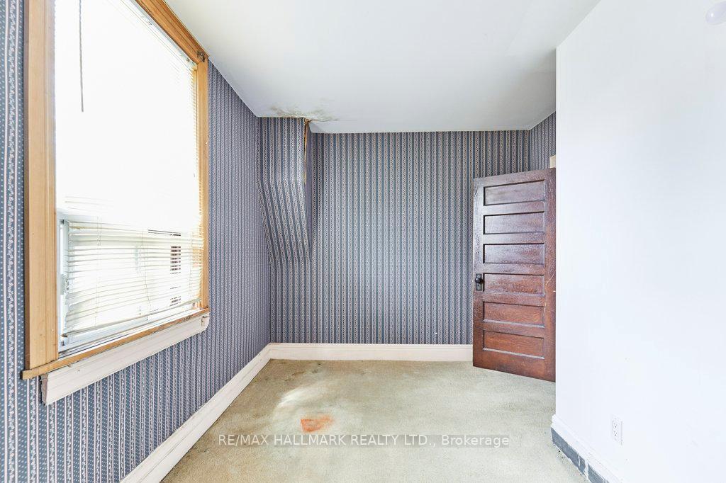 Photo 28 of 116 Hiawatha Road, Toronto, Greenwood-Coxwell — HOMEH