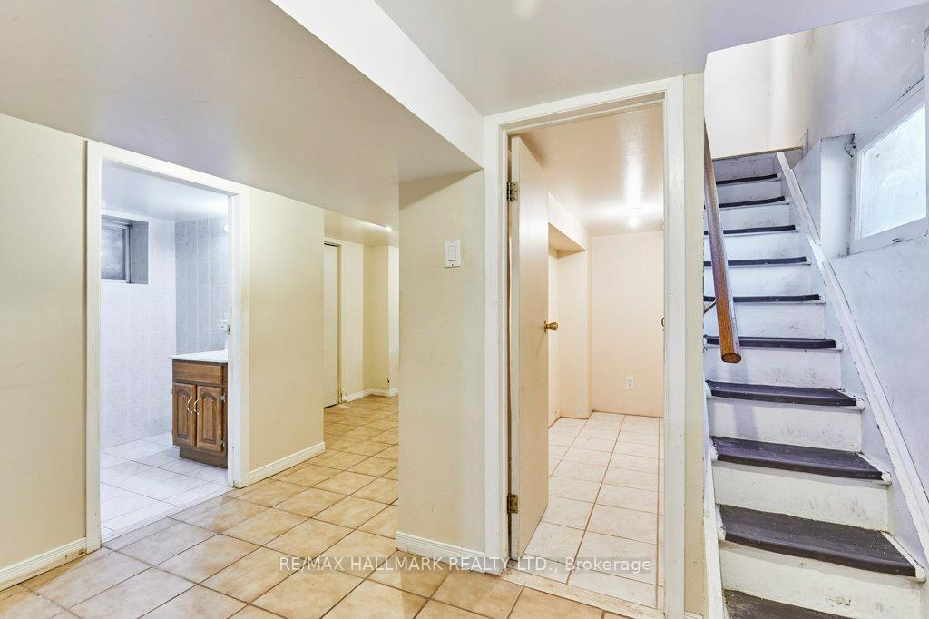 Photo 29 of 116 Hiawatha Road, Toronto, Greenwood-Coxwell — HOMEH