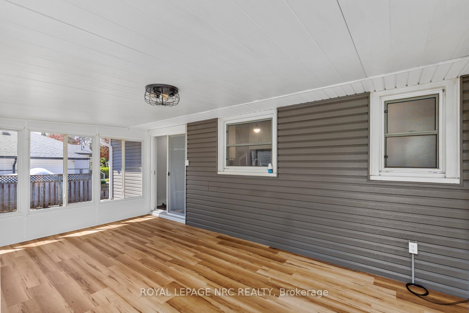 Photo 26 of 11 Albany Drive, St. Catharines, Lakeport — HOMEH