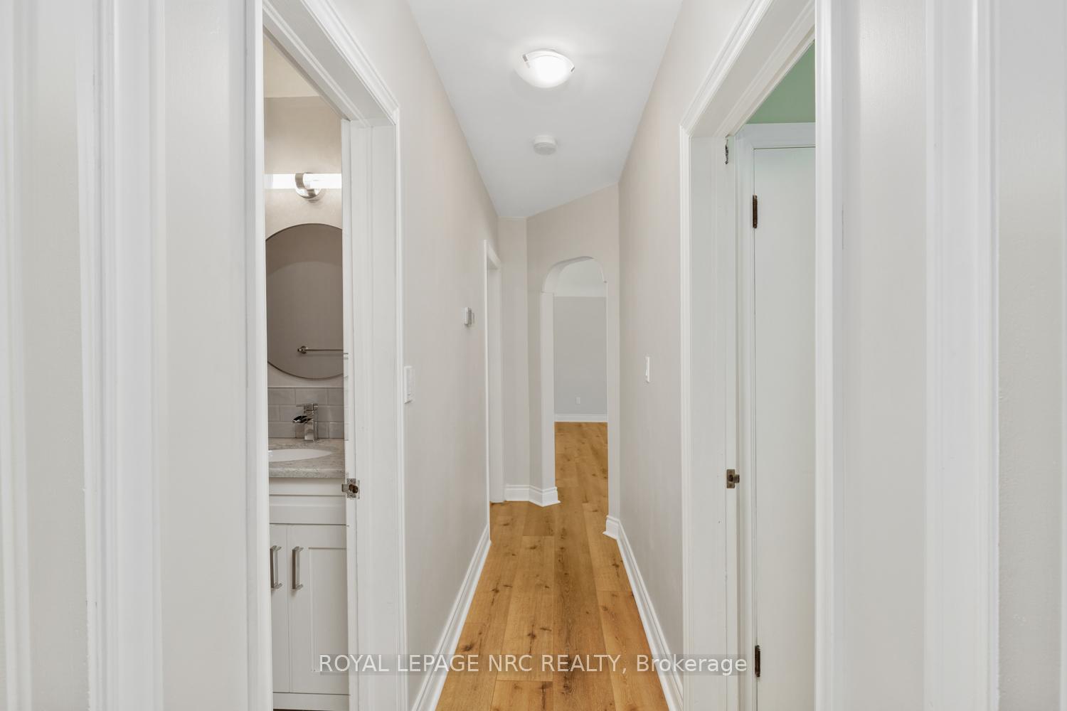 Photo 21 of 11 Albany Drive, St. Catharines, Lakeport — HOMEH