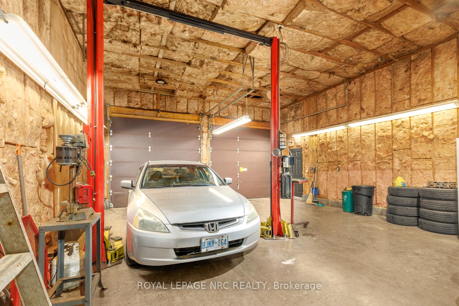 Photo 35 of 11 Albany Drive, St. Catharines, Lakeport — HOMEH