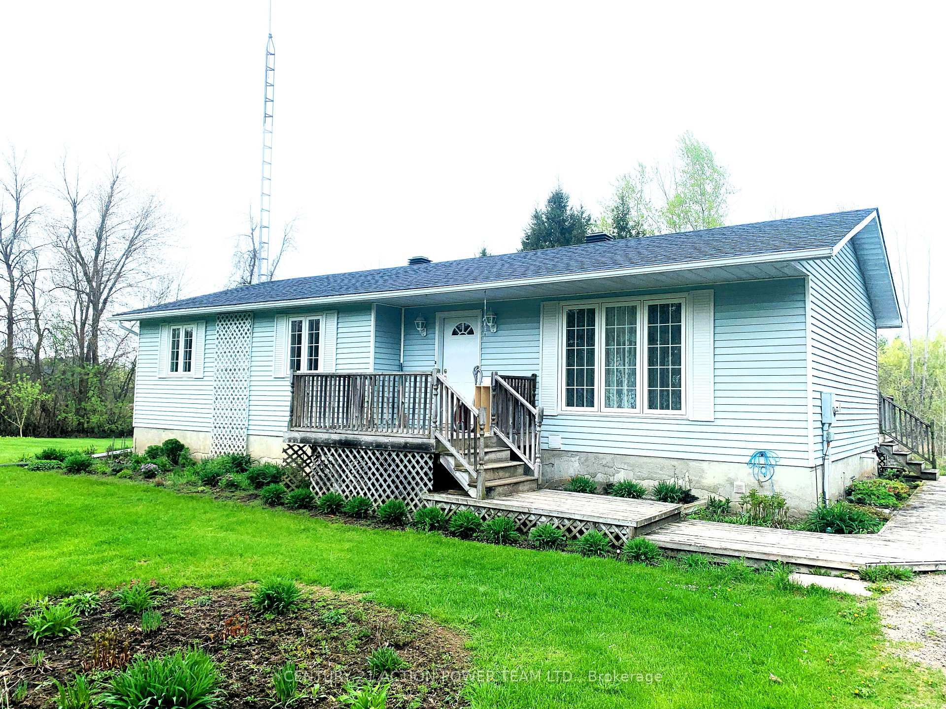 Photo 4 of 10071 Mcintyre Road, North Dundas, North Dundas (Mountain) Twp — HOMEH