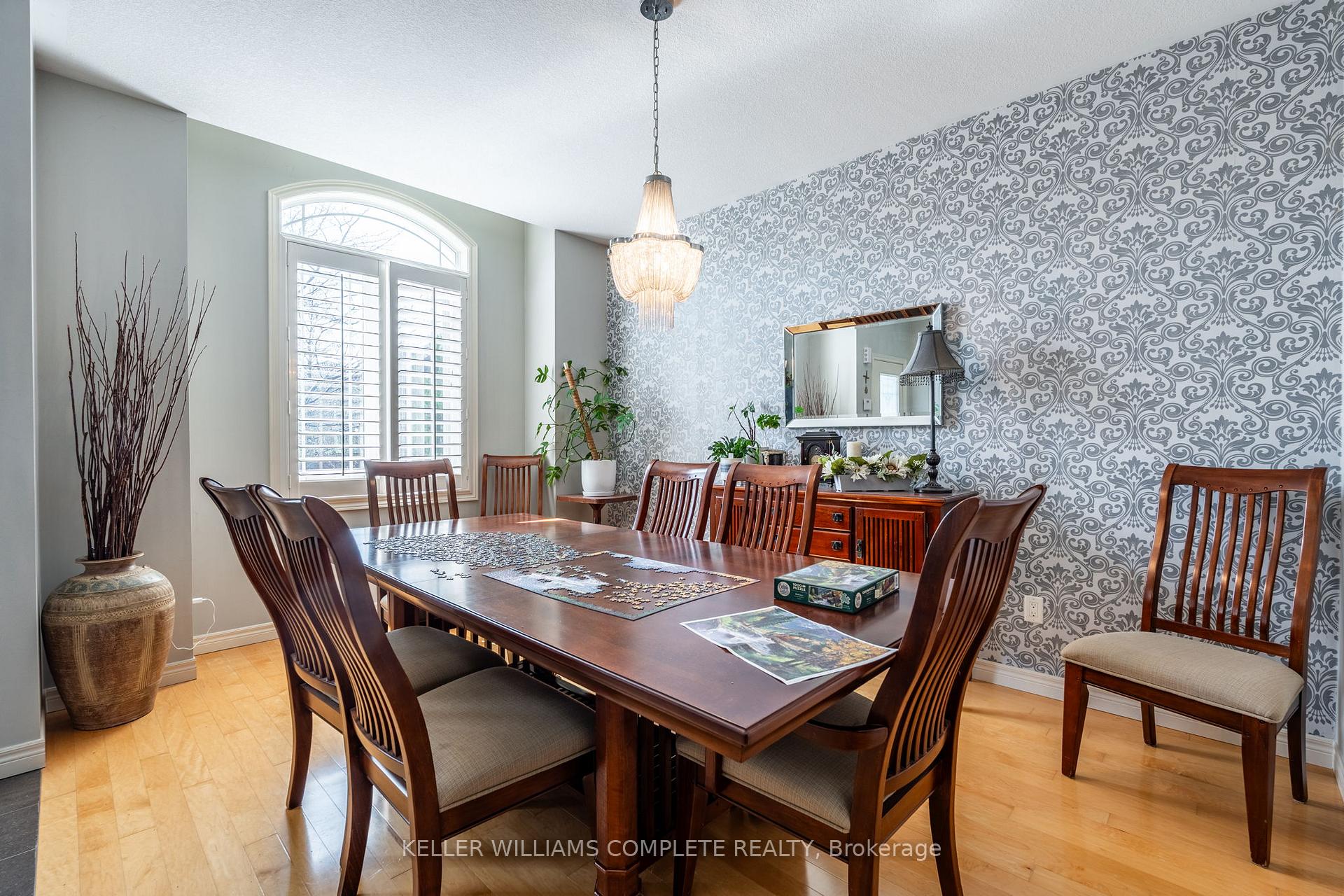 Photo 11 of 11 O'Leary Drive, Hamilton, Meadowlands — HOMEH
