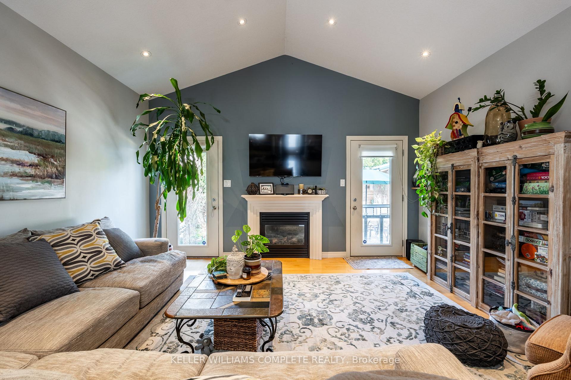 Photo 17 of 11 O'Leary Drive, Hamilton, Meadowlands — HOMEH