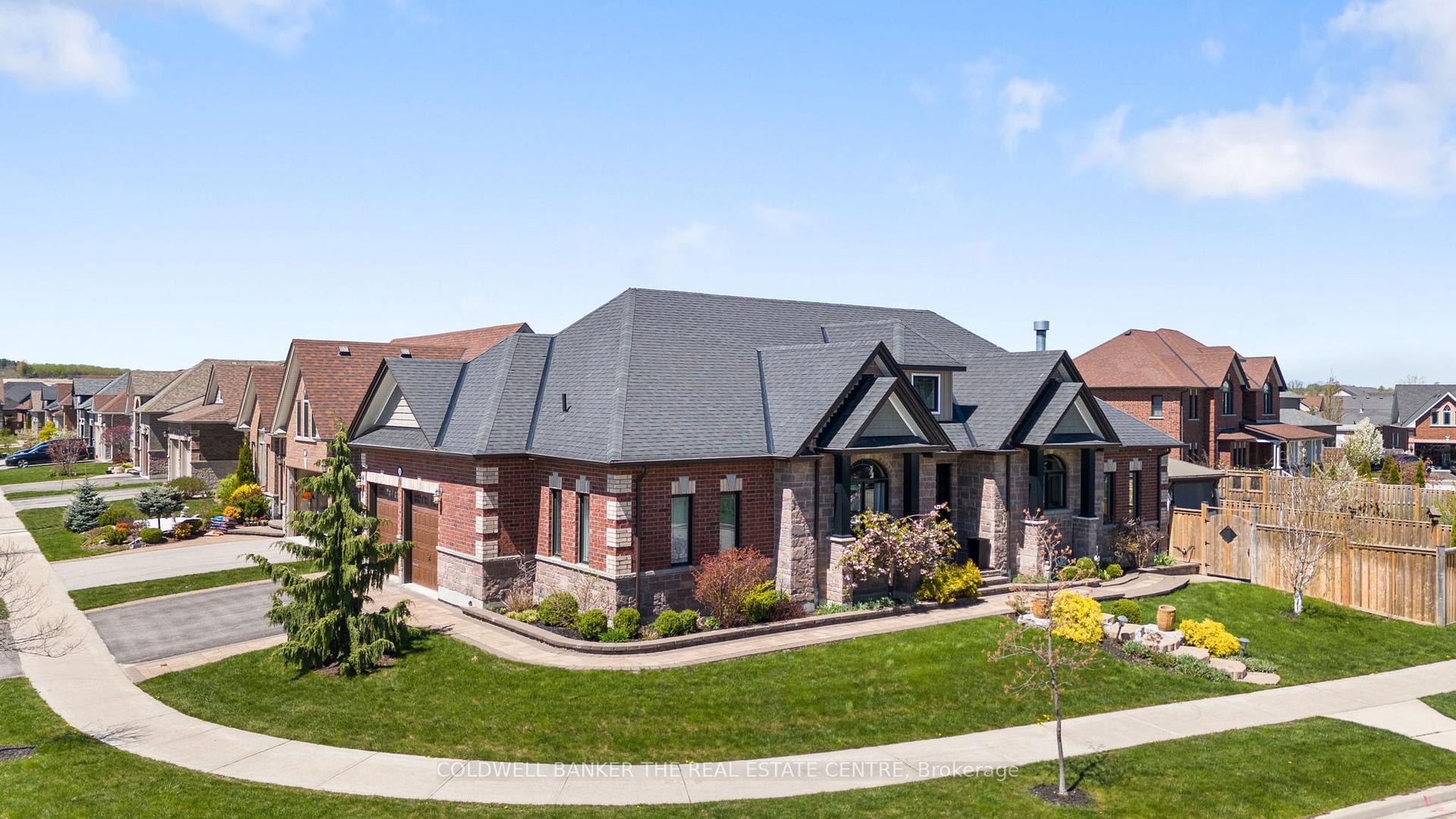Photo 1 of 1076 Ralston Loop, Innisfil, Alcona — HOMEH