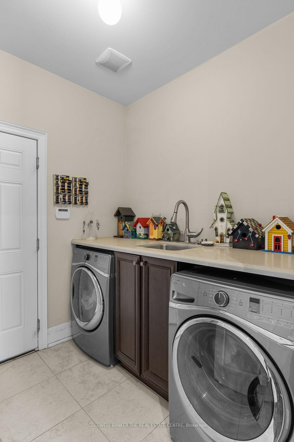 Photo 14 of 1076 Ralston Loop, Innisfil, Alcona — HOMEH